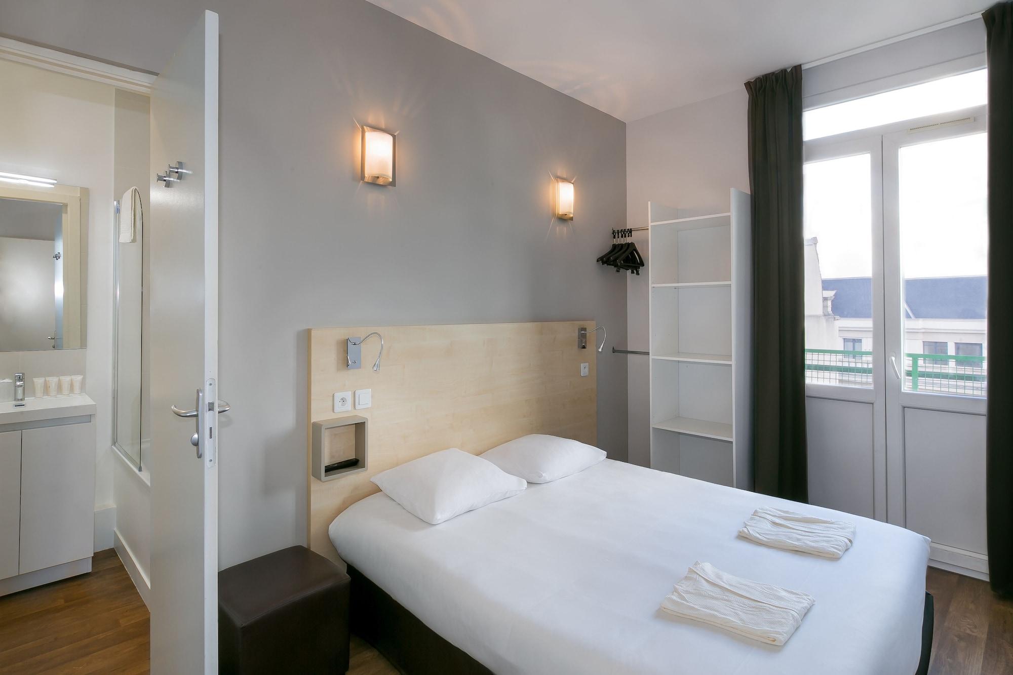 Hotel Foch Nancy Gare Exterior photo